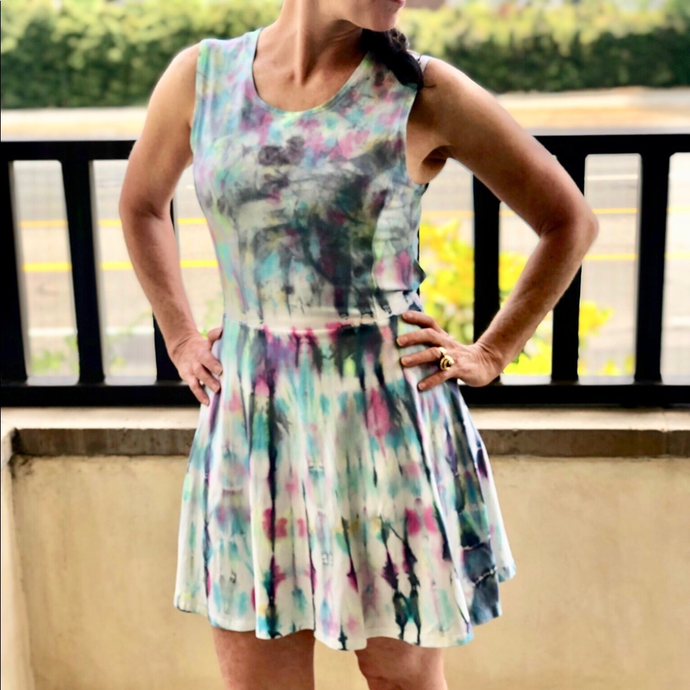Women’s organic cotton tie dyed dress
